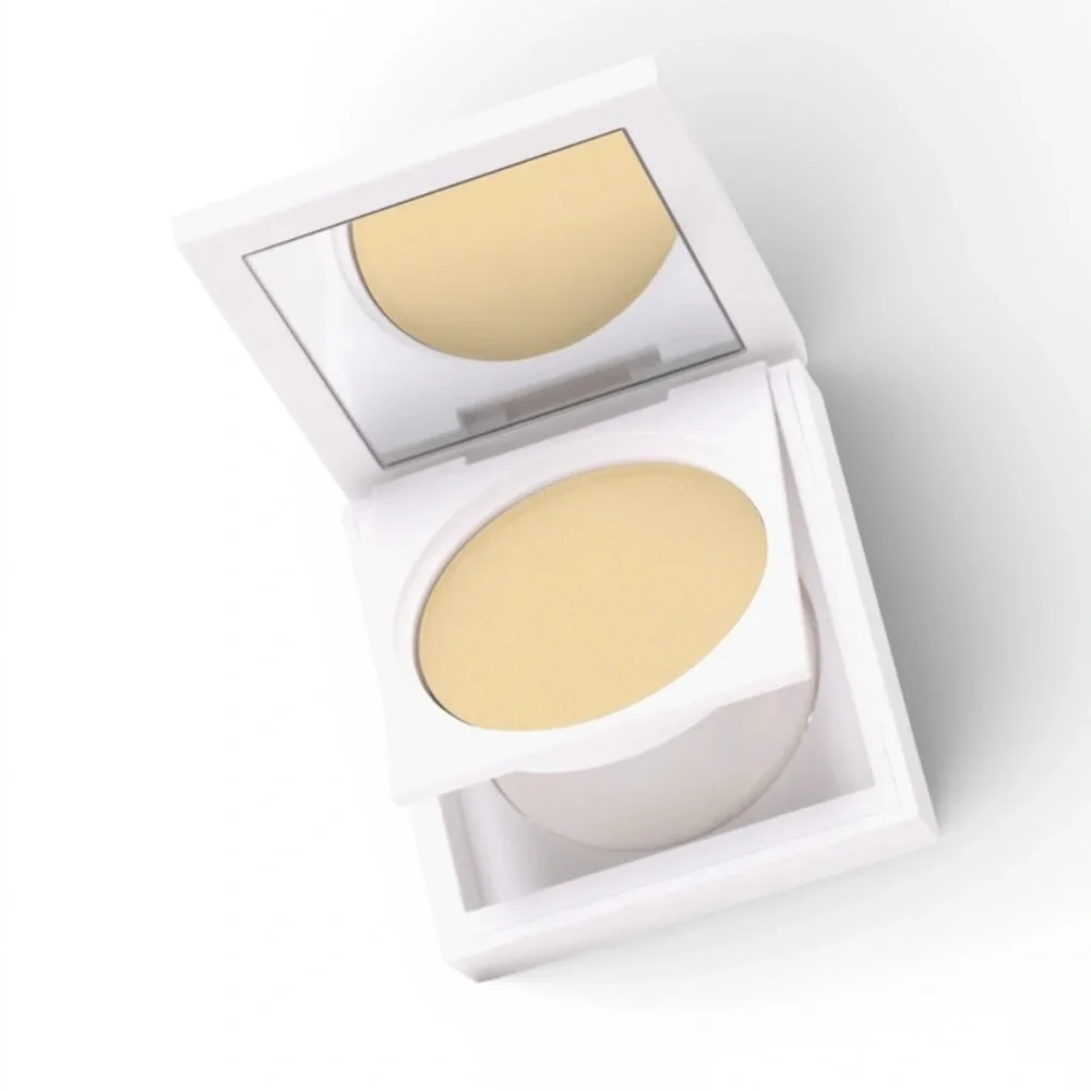 Ofra Pure Matte Finishing Powder in Fair
